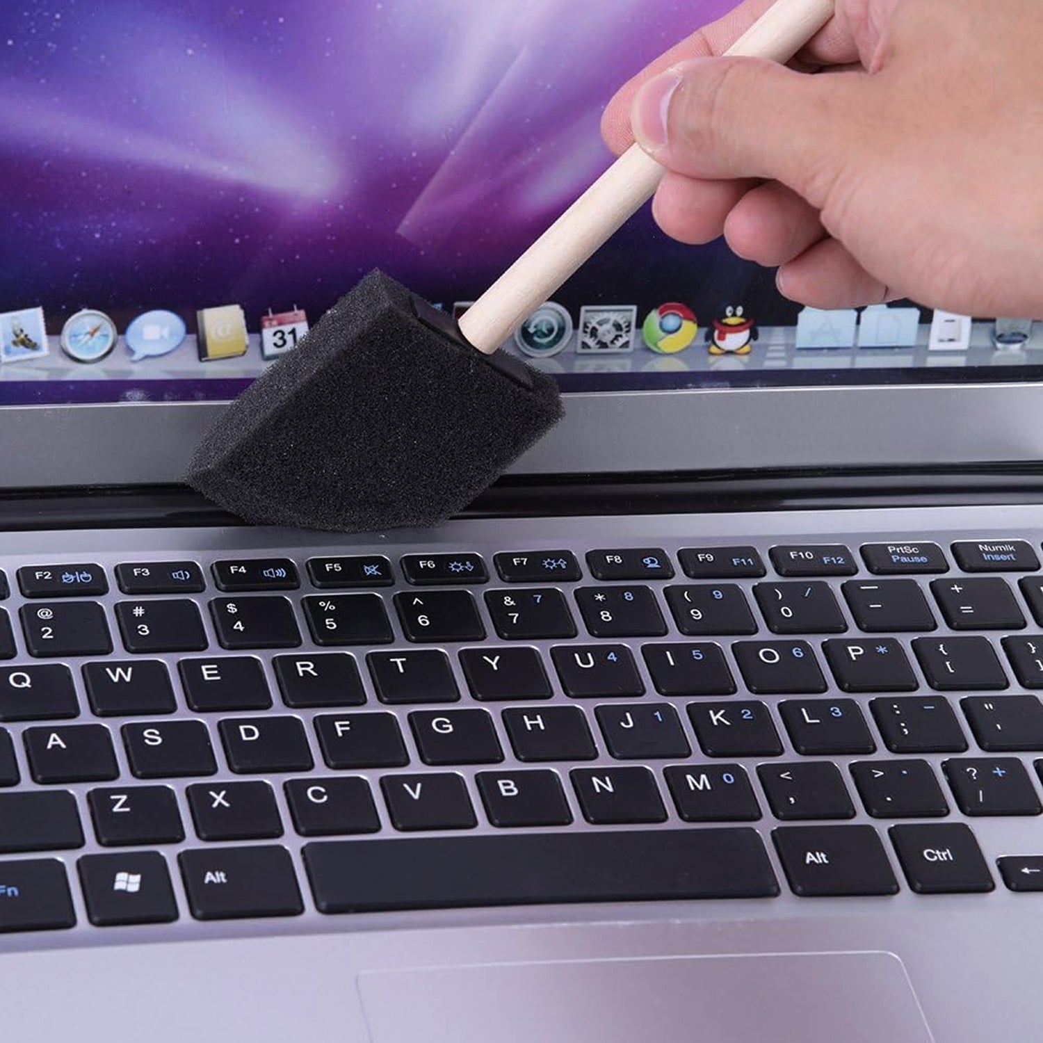 Multipurpose Sponge Brushes for Painting with Wooden Handles Multipurpose Sponge Brushes for Painting with Wooden Handles